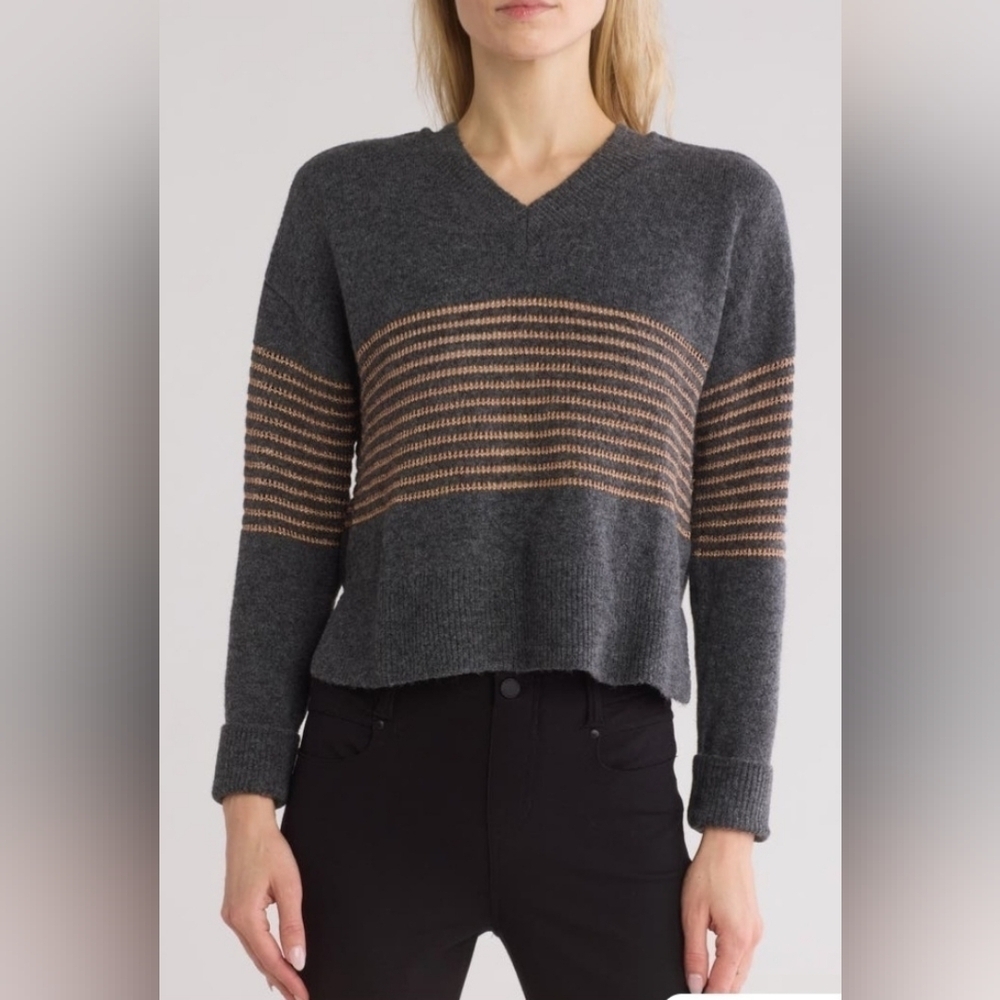 Democracy Womens Size Large Charcoal With Rose Gold Metalic Striped Sweater